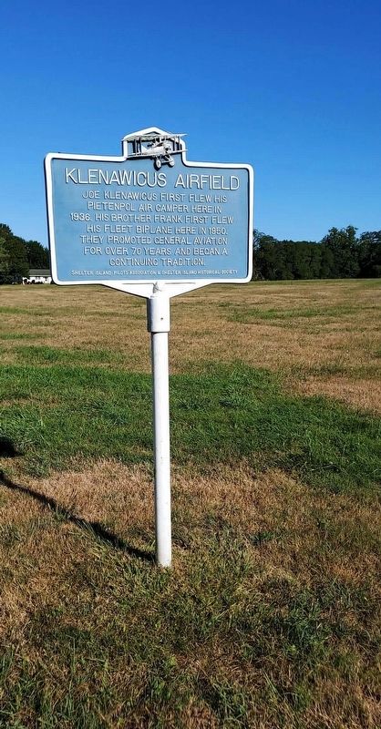 Klenawicus Airfield Marker image. Click for full size.