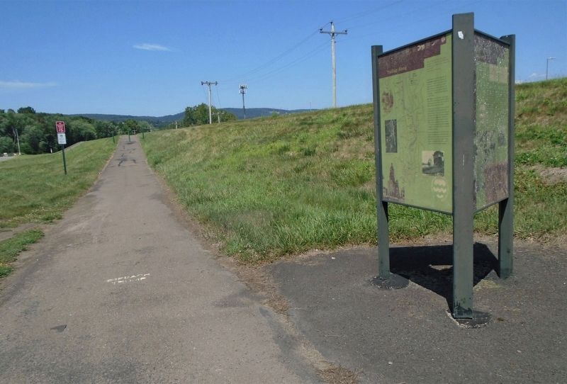 Trailing Along Marker image. Click for full size.