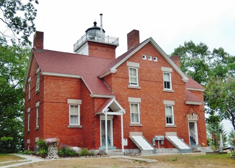 40 Mile Point Lighthouse (<i>south elevation</i>) image. Click for full size.