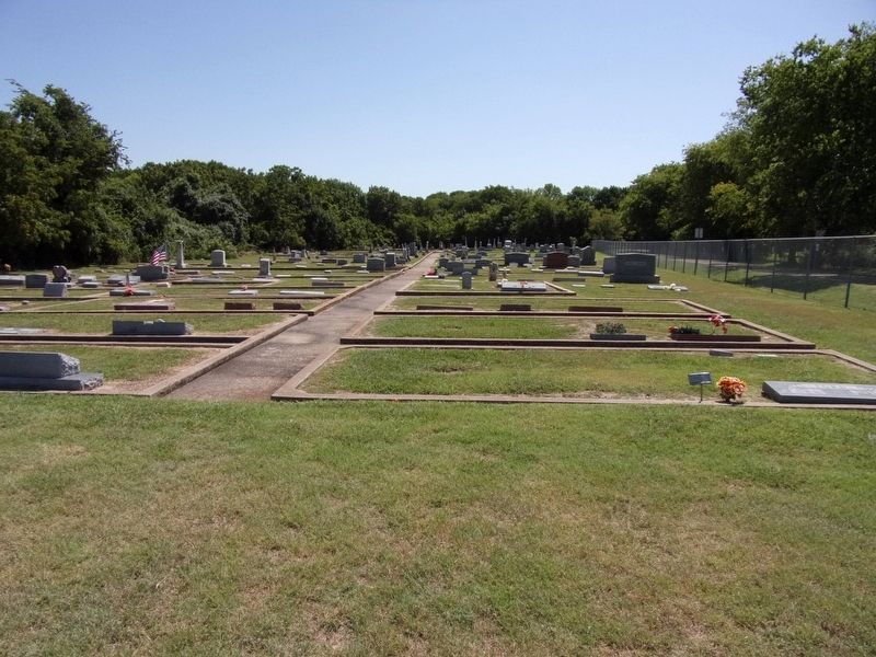 Pleasant Valley Cemetery image. Click for full size.