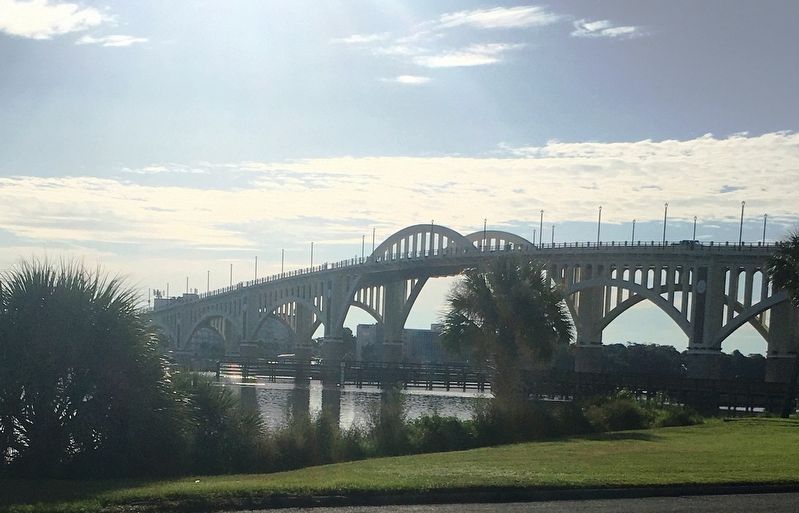 Tom Staed Veterans Memorial Bridge looking east image. Click for full size.