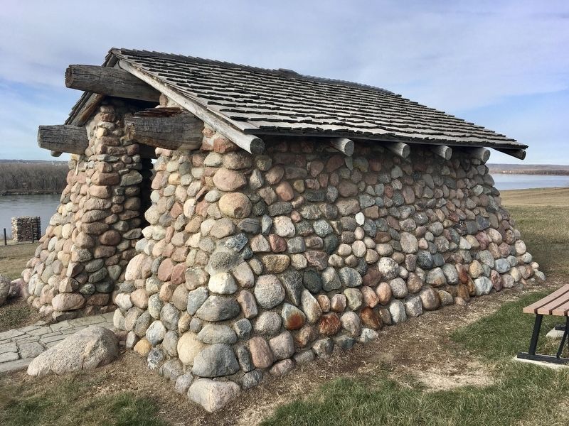 Fieldstone shelter at Double Ditch image. Click for full size.