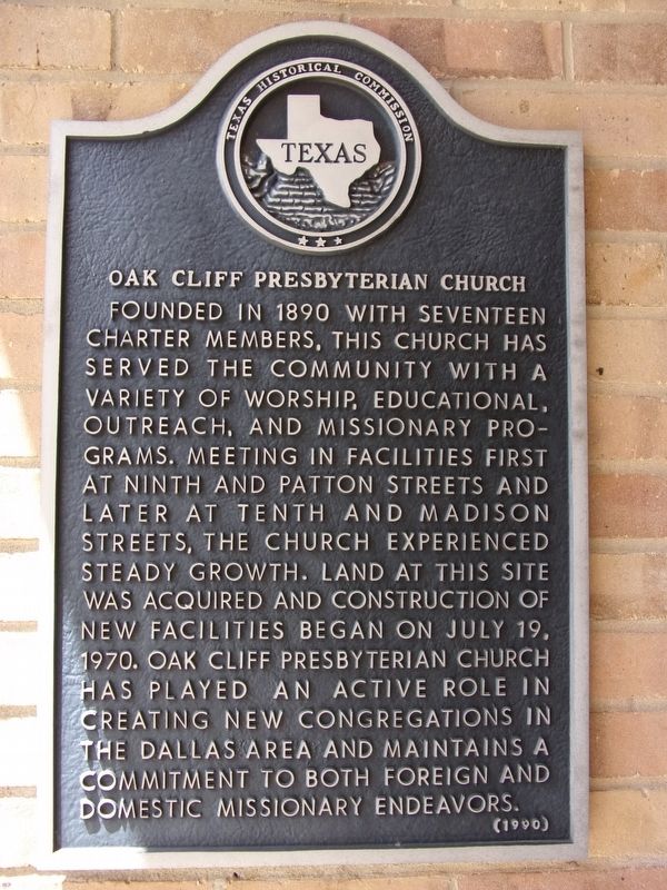 Oak Cliff Presbyterian Church Marker. Click for full size. Oak Cliff Presbyterian Church Marker image. Click for full size.