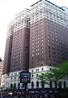 Herald Towers, formerly the Hotel McAlpin, 50 West 34th Street. Click for full size. Herald Towers, formerly the Hotel McAlpin, 50 West 34th Street image. Click for full size.
