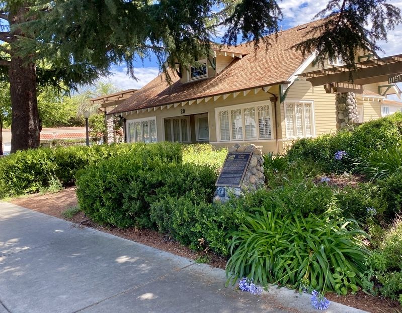 Barron House and Marker image. Click for full size.