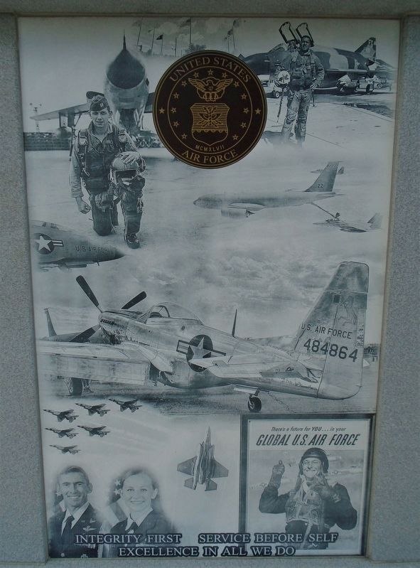 War Memorial - US Air Force image. Click for full size.