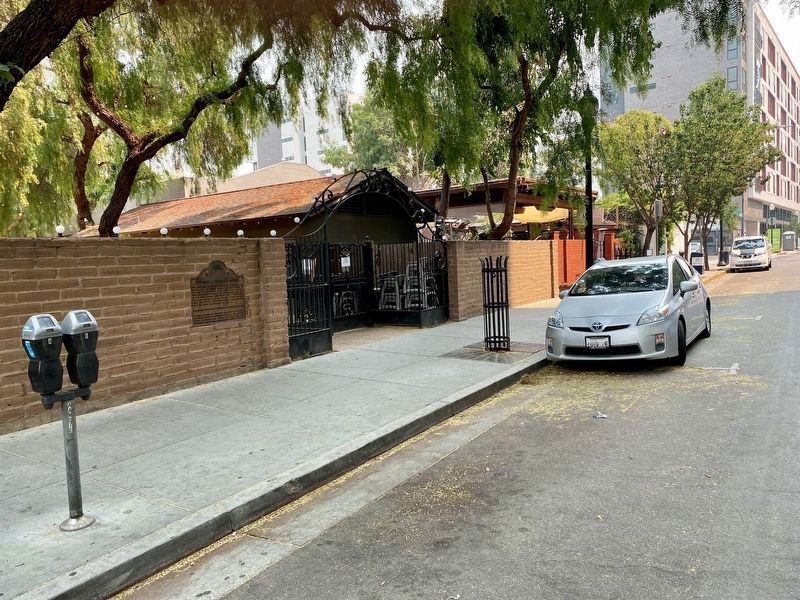 Luis Marํa Peralta Adobe Marker - wide view, Almaden Avenue gate. Click for full size. Luis Marํa Peralta Adobe Marker - wide view, Almaden Avenue gate image. Click for full size.