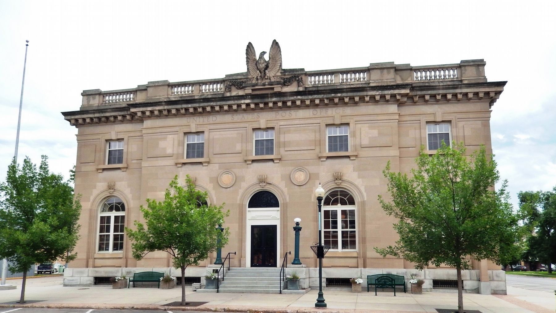 Old Watertown Post Office (<i>west elevation</i>) image. Click for full size.