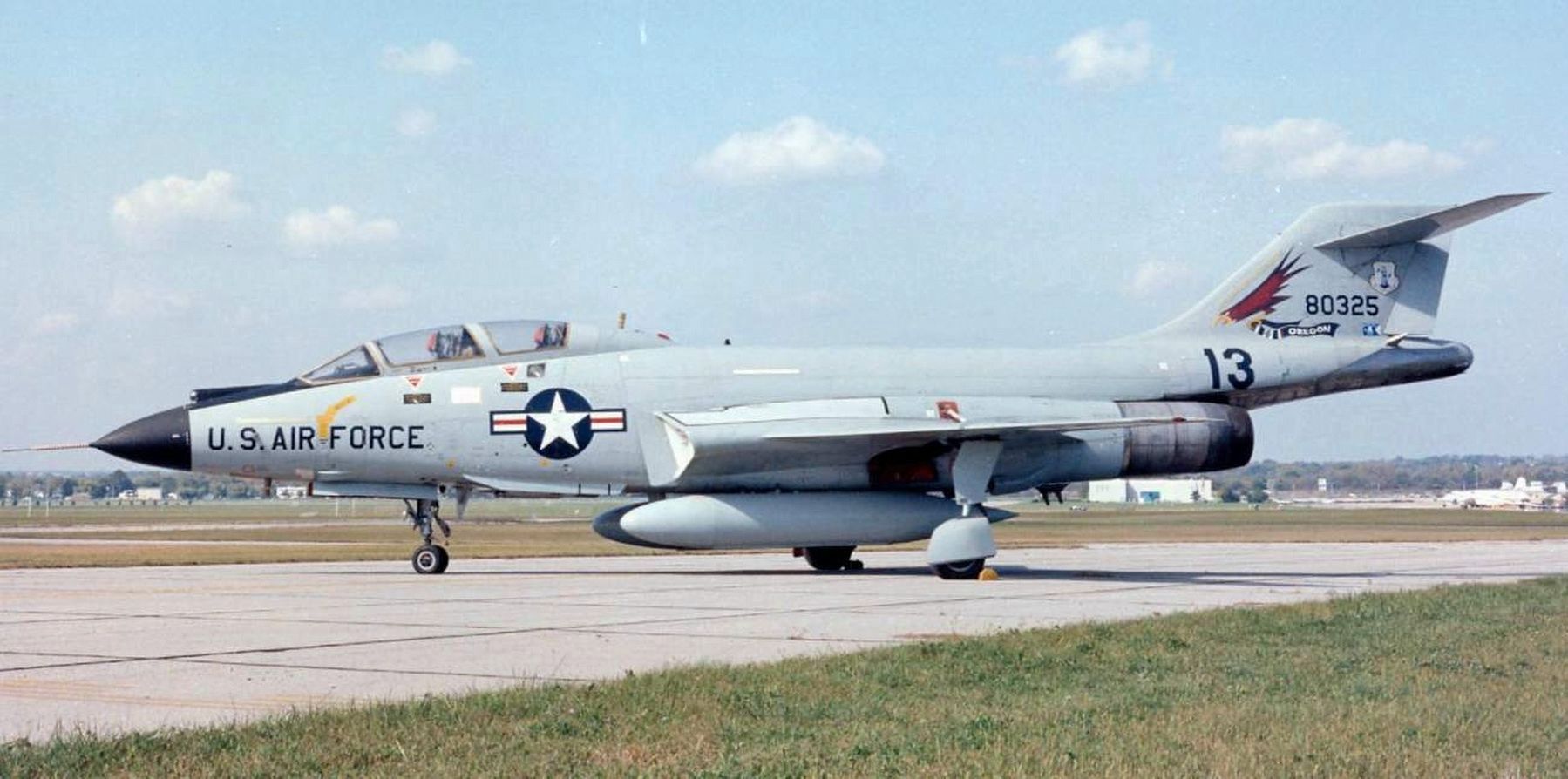 F-101 Voodoo Escort Fighter image. Click for full size.