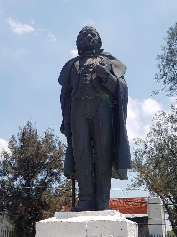 Melchor Ocampo Statue image. Click for full size.