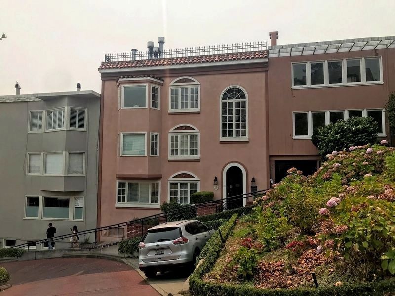 Lombard Street Marker. Click for full size. Lombard Street Marker image. Click for full size.