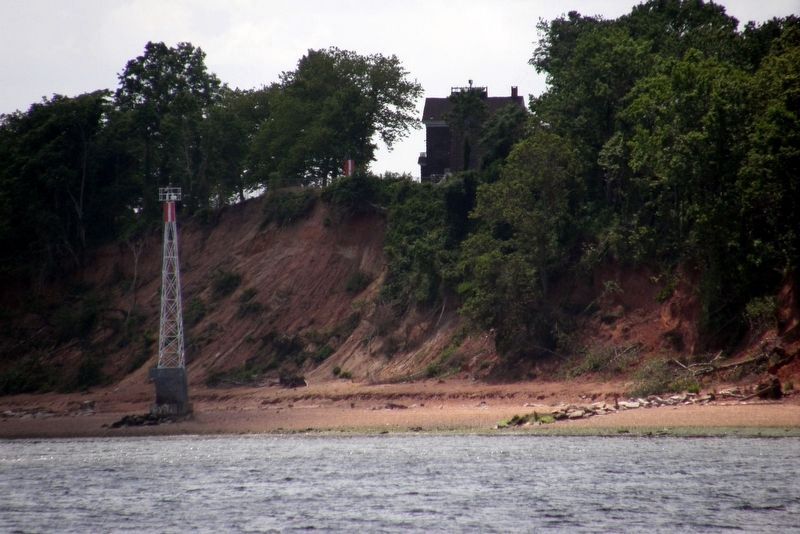 Mount Loretto Bluffs image. Click for full size.