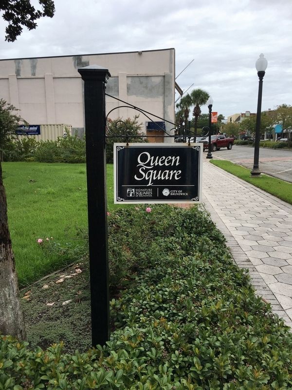 Queen Square sign image. Click for full size.