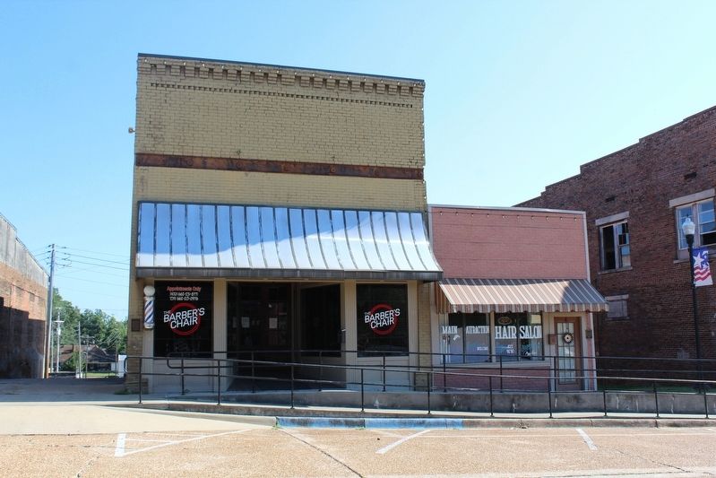 Dewey and Red's Barber Shop - McElroy's Marker. Click for full size. Dewey and Red's Barber Shop - McElroy's Marker image. Click for full size.