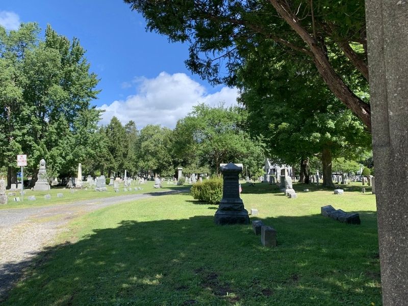 Main Street Cemetery Marker image. Click for full size.