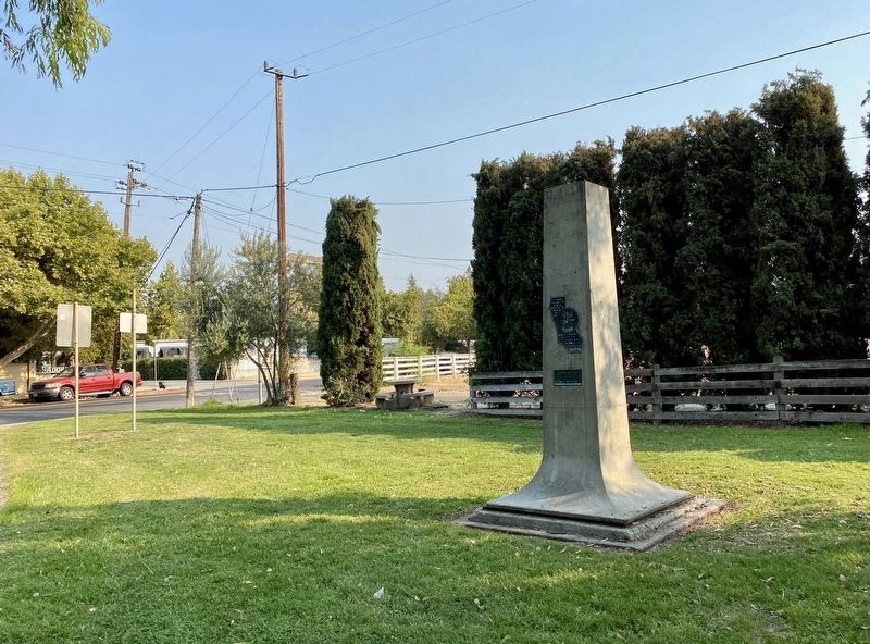 De Anza Expedition 1775-1776 Marker - wide view image. Click for full size.