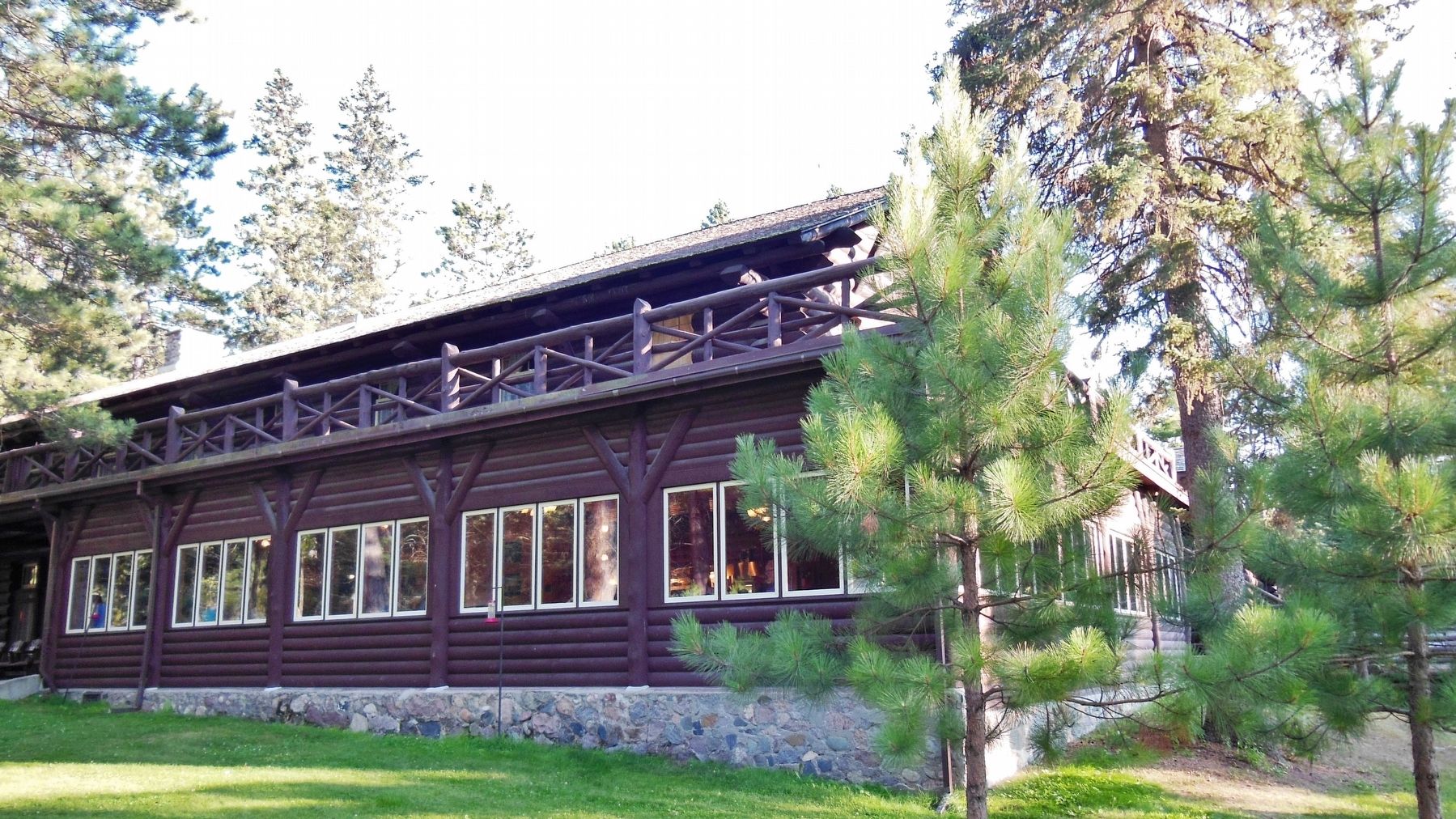 Douglas Lodge (<i>northwest corner</i>) image. Click for full size.