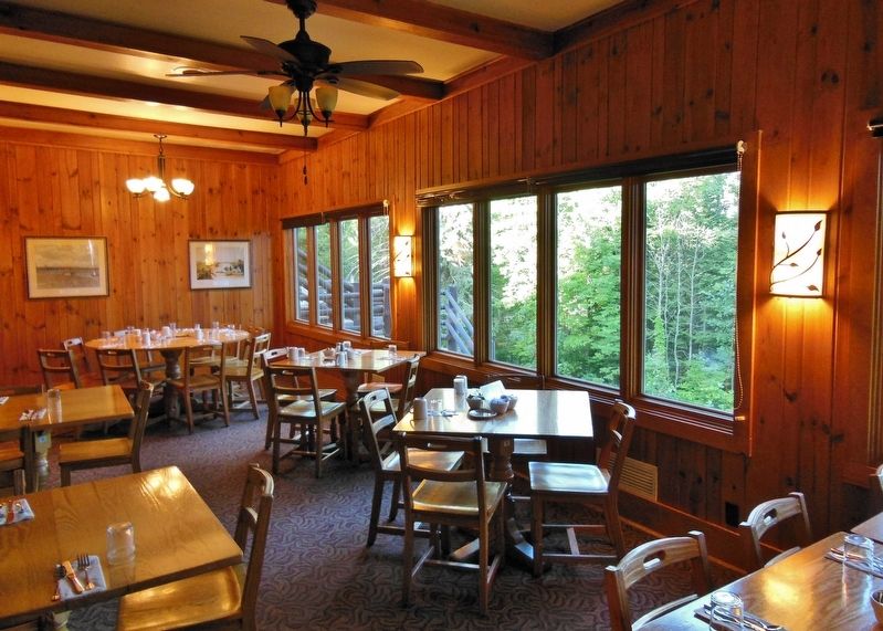 Douglas Lodge Dining Room image. Click for full size.