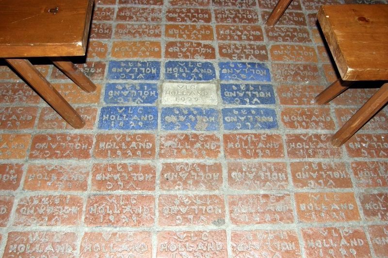 Billopp House kitchen tiles image. Click for full size.