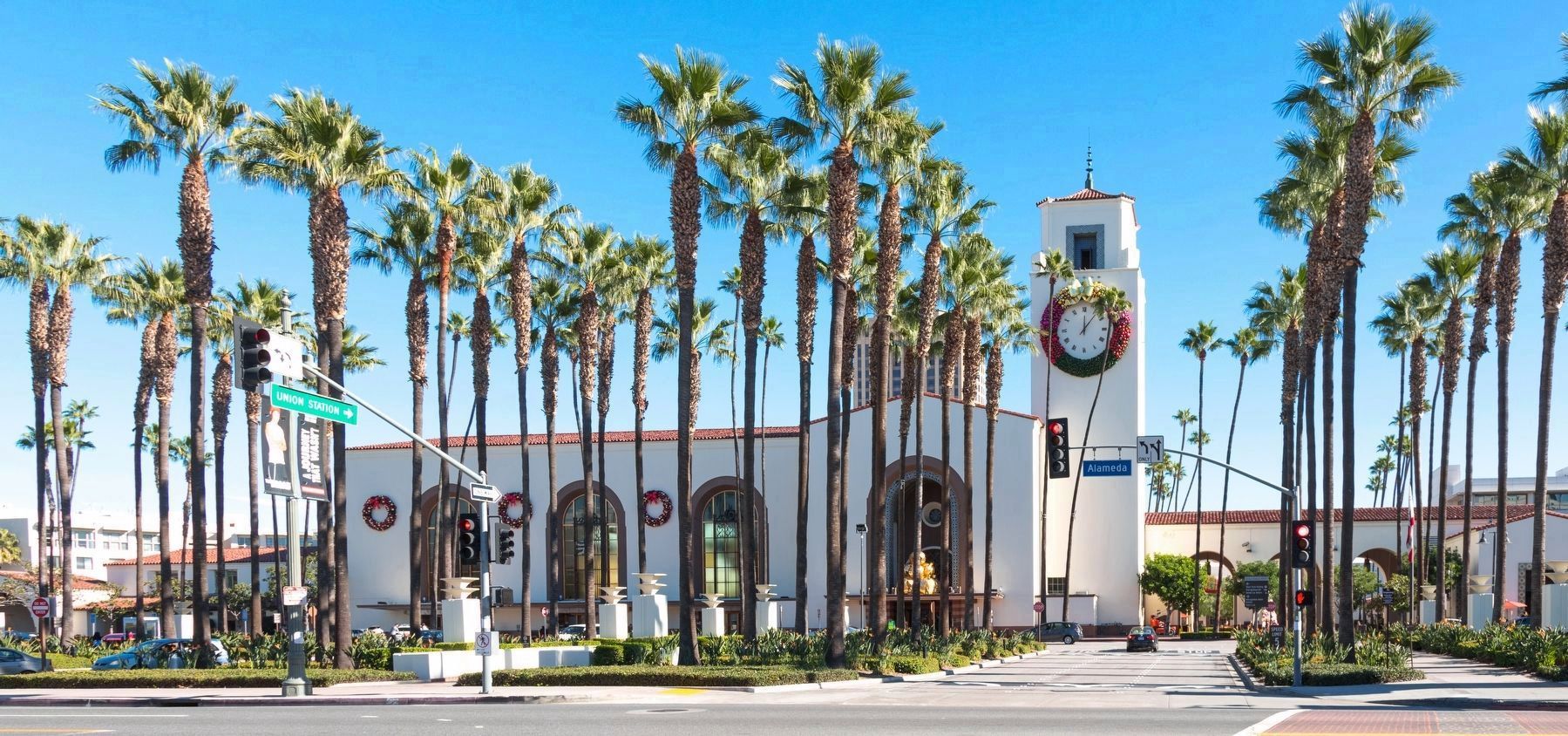 Los Angeles Union Station image. Click for full size.