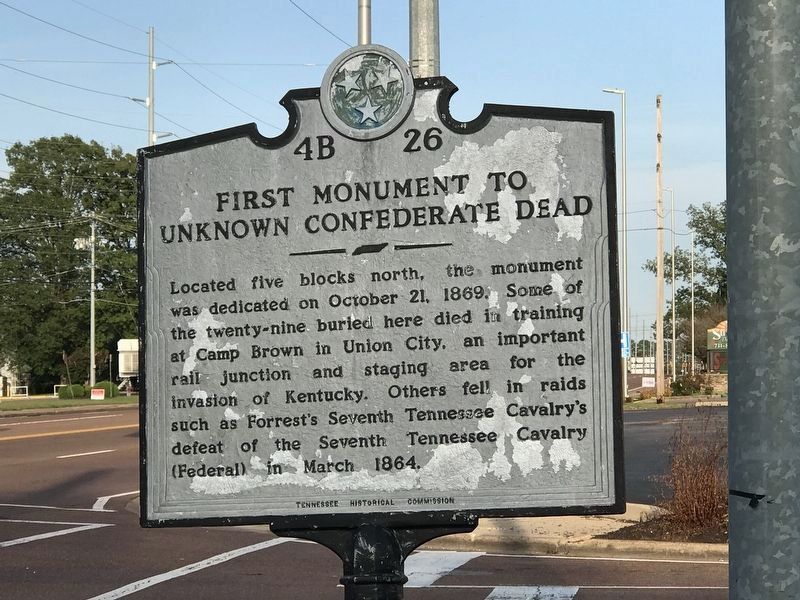 First Monument to Unknown Confederate Dead Marker image. Click for full size.