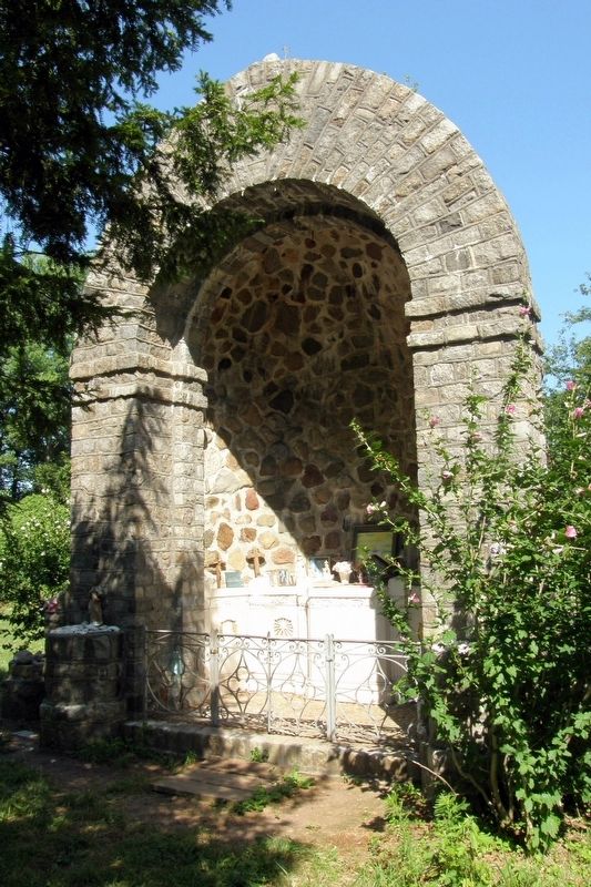 The Shrine of the Immaculate Virgin. Click for full size. The Shrine of the Immaculate Virgin image. Click for full size.