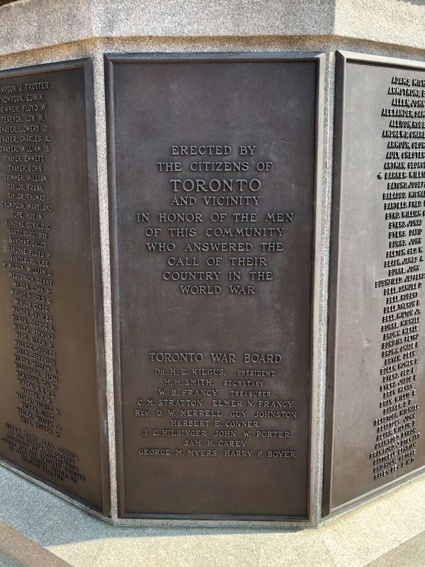 Toronto World War Memorial image. Click for full size.