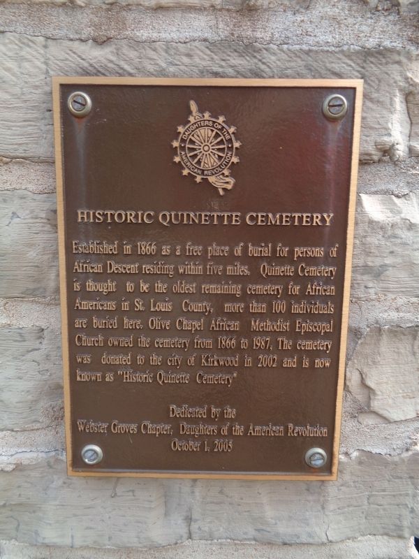 Historic Quinette Cemetery Marker image. Click for full size.