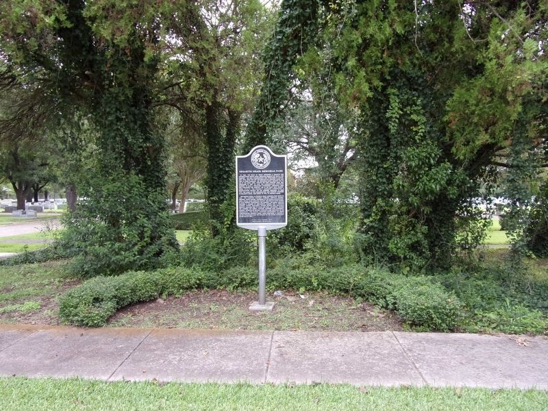 Shearith Israel Memorial Park Marker image. Click for full size.