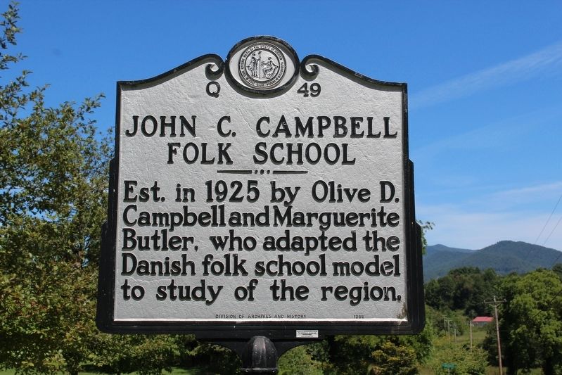 John C. Campbell Folk School Marker image. Click for full size.