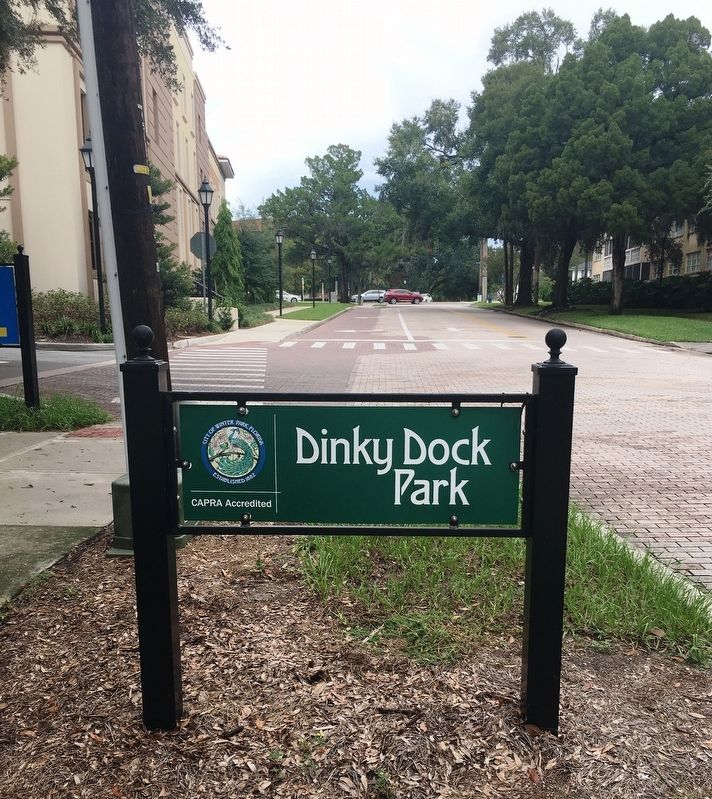 Dinky Dock Park sign image. Click for full size.