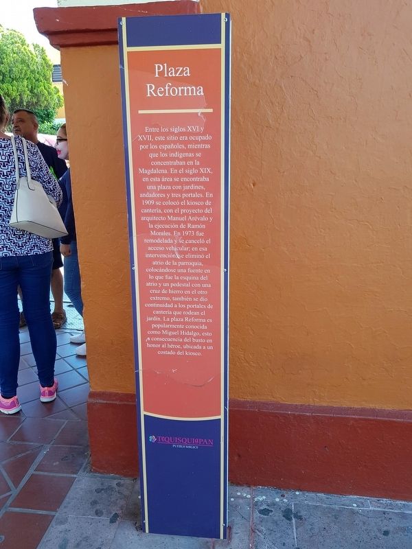 Plaza Reforma Marker image. Click for full size.