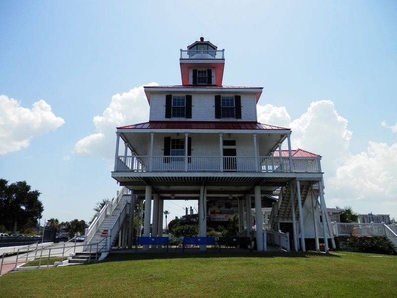New Canal Lighthouse image. Click for full size.