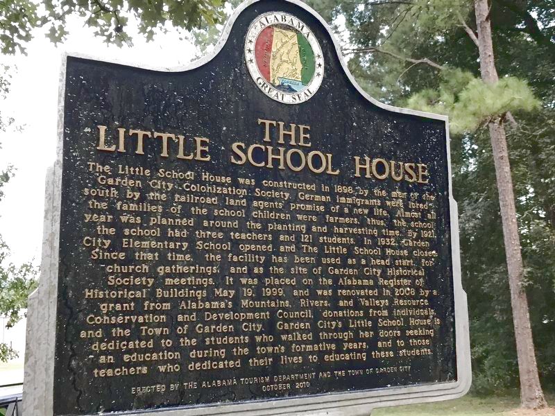 The Little School House Marker image. Click for full size.