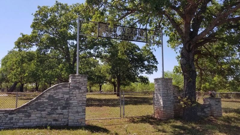 Front gate to the Old Nixon Cemetery image. Click for full size.