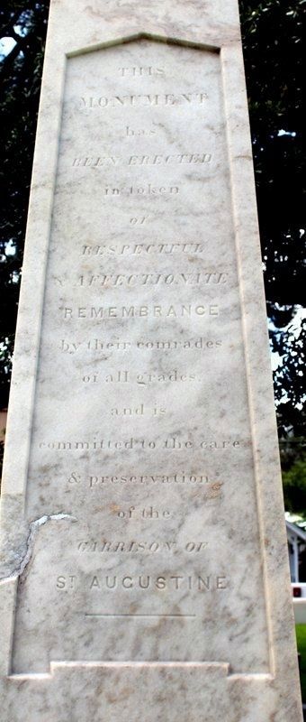 Dade Monument (left) image. Click for full size.