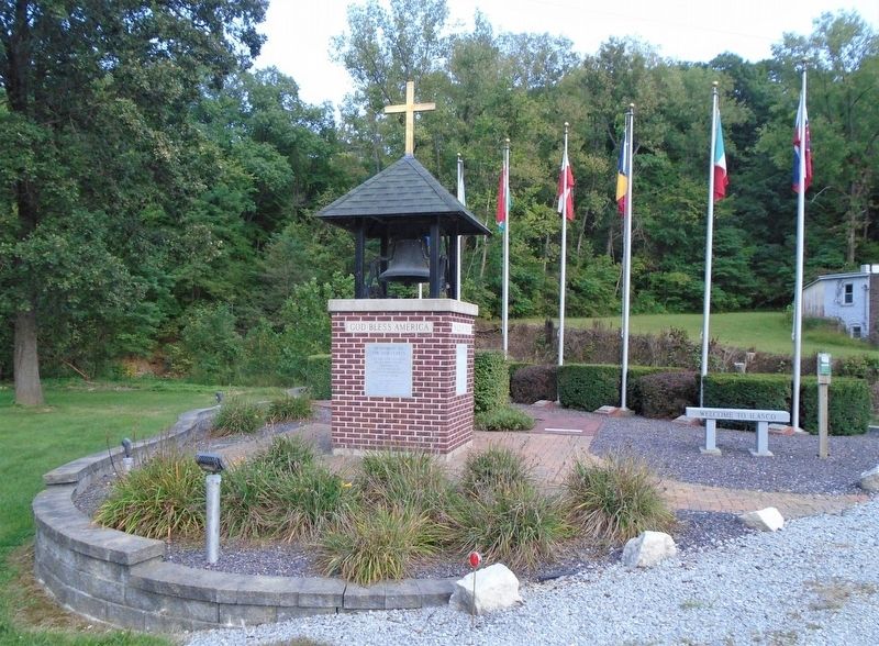 Monument to the Immigrants image. Click for full size.