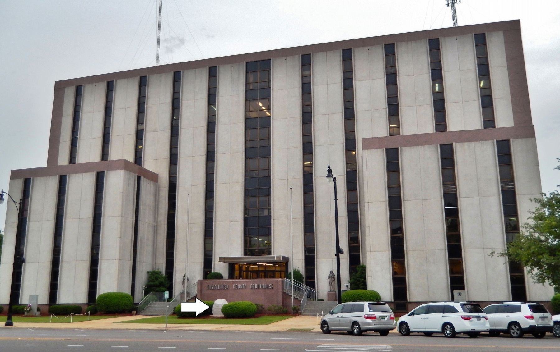 Tuscaloosa County Courthouse image. Click for full size.