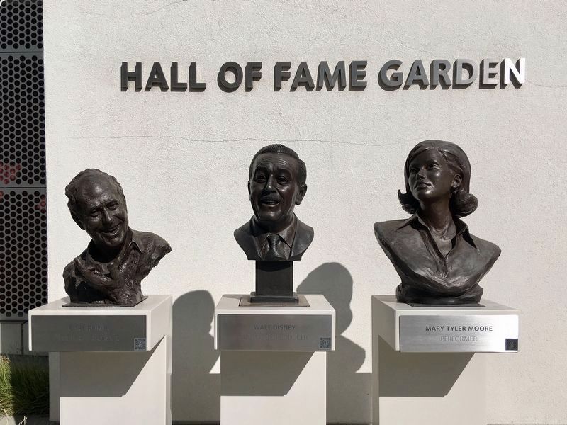 Hall of Fame Garden image. Click for full size.