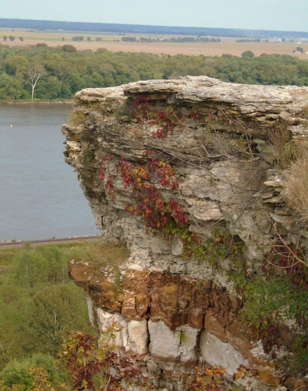 Lover's Leap Rock Outcropping image. Click for more information.