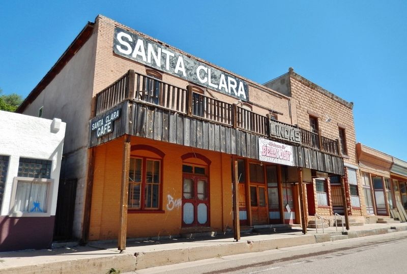 Santa Clara Hotel, Wagon Mound, New Mexico. Click for full size. Santa Clara Hotel, Wagon Mound, New Mexico image. Click for full size.