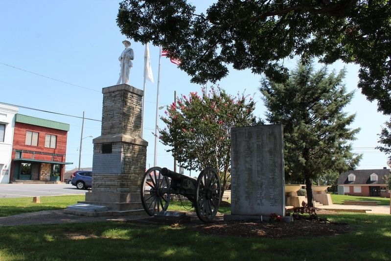 Confederate Memorial. Click for full size. Confederate Memorial image. Click for full size.