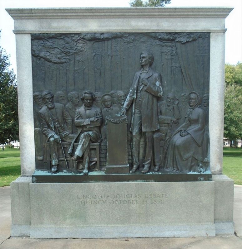 Lincoln-Douglas Debate Taft Sculpture image. Click for full size.