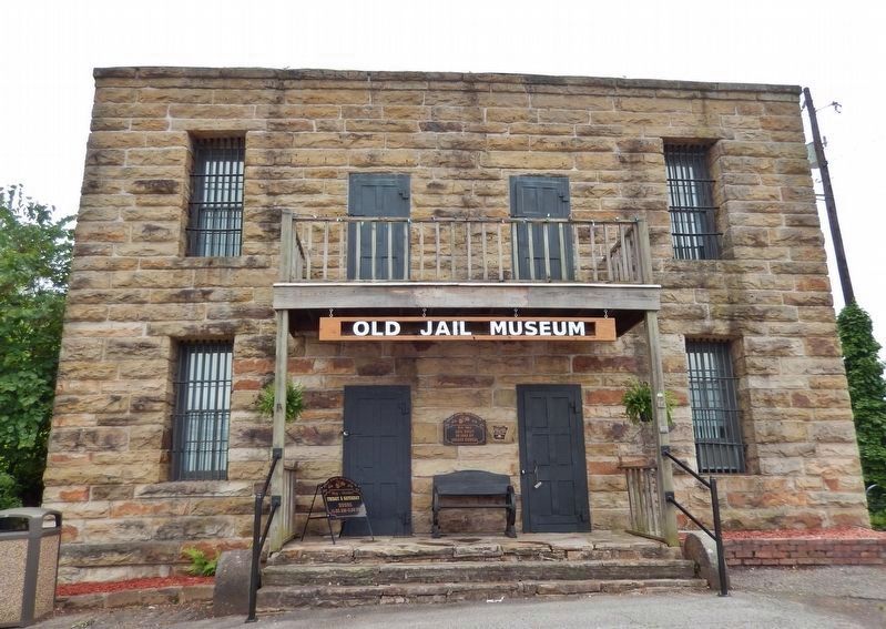 Old Jail Museum (<i>north elevation</i>) image. Click for full size.
