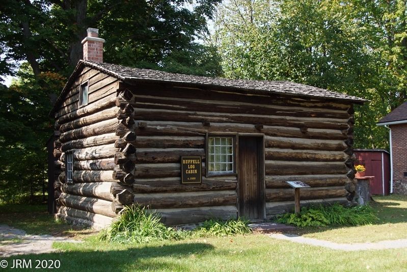 Ruffell Log Cabin image. Click for full size.