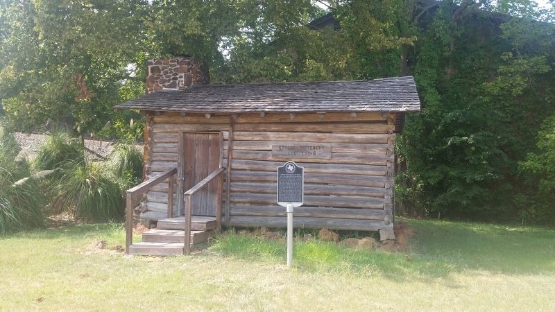 Strode-Pritchett Log Cabin and Marker image. Click for full size.