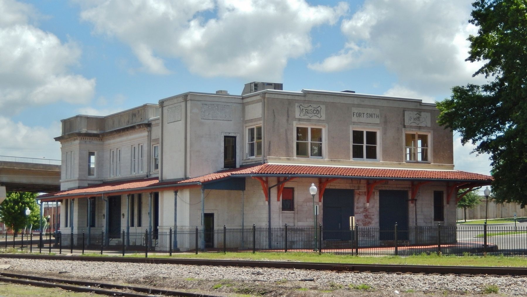 Frisco Train Depot image. Click for full size.