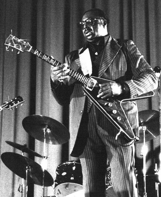 Guitarist Albert King in Paris, France; 1978 image. Click for full size.