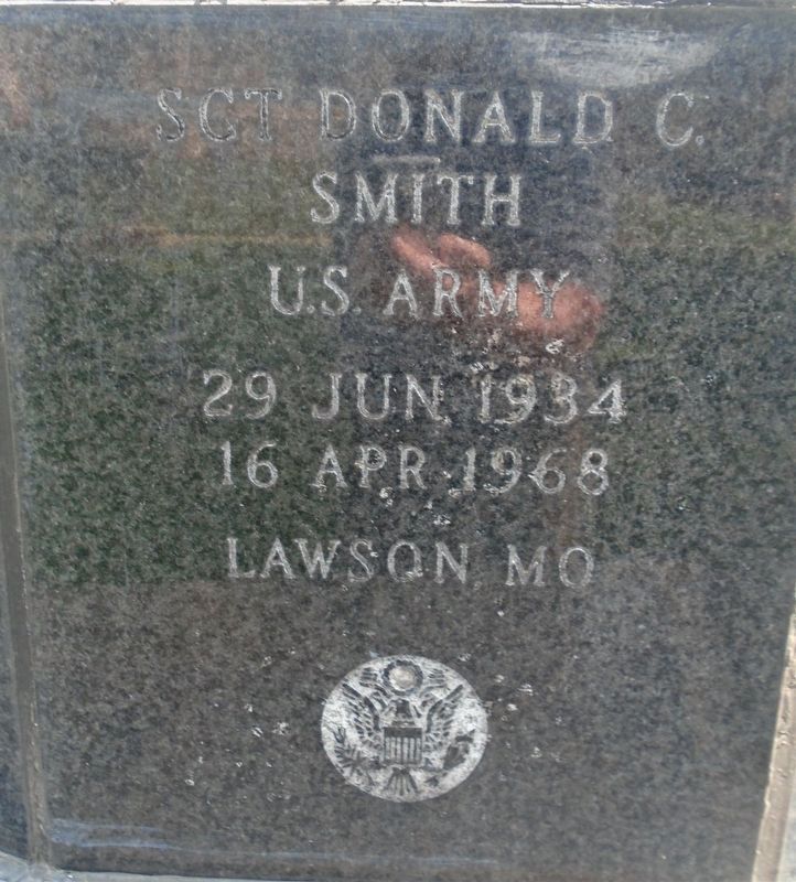 Vietnam War SGT Smith Memorial image. Click for full size.