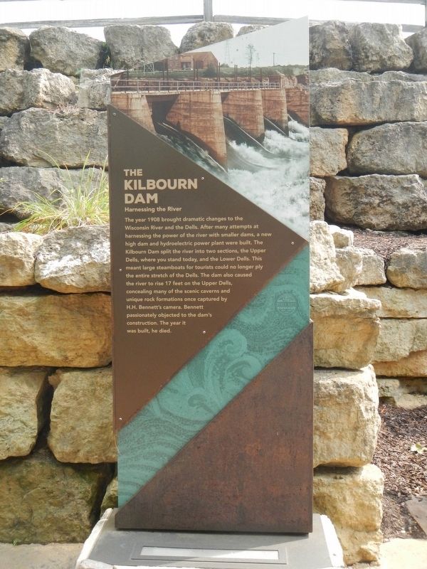 The Kilbourn Dam Marker image. Click for full size.